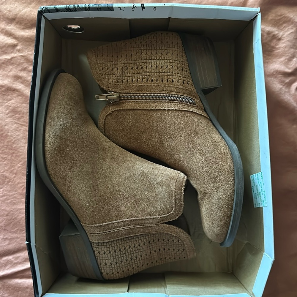 Kensie booties New